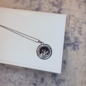 Emma Swan 🦢from Once Upon a Time SWAN NECKLACE
